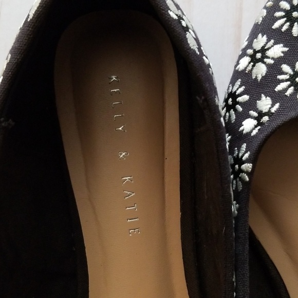 Kelly&Katie Flat Black &White Fabric Size 10 - Picture 4 of 5